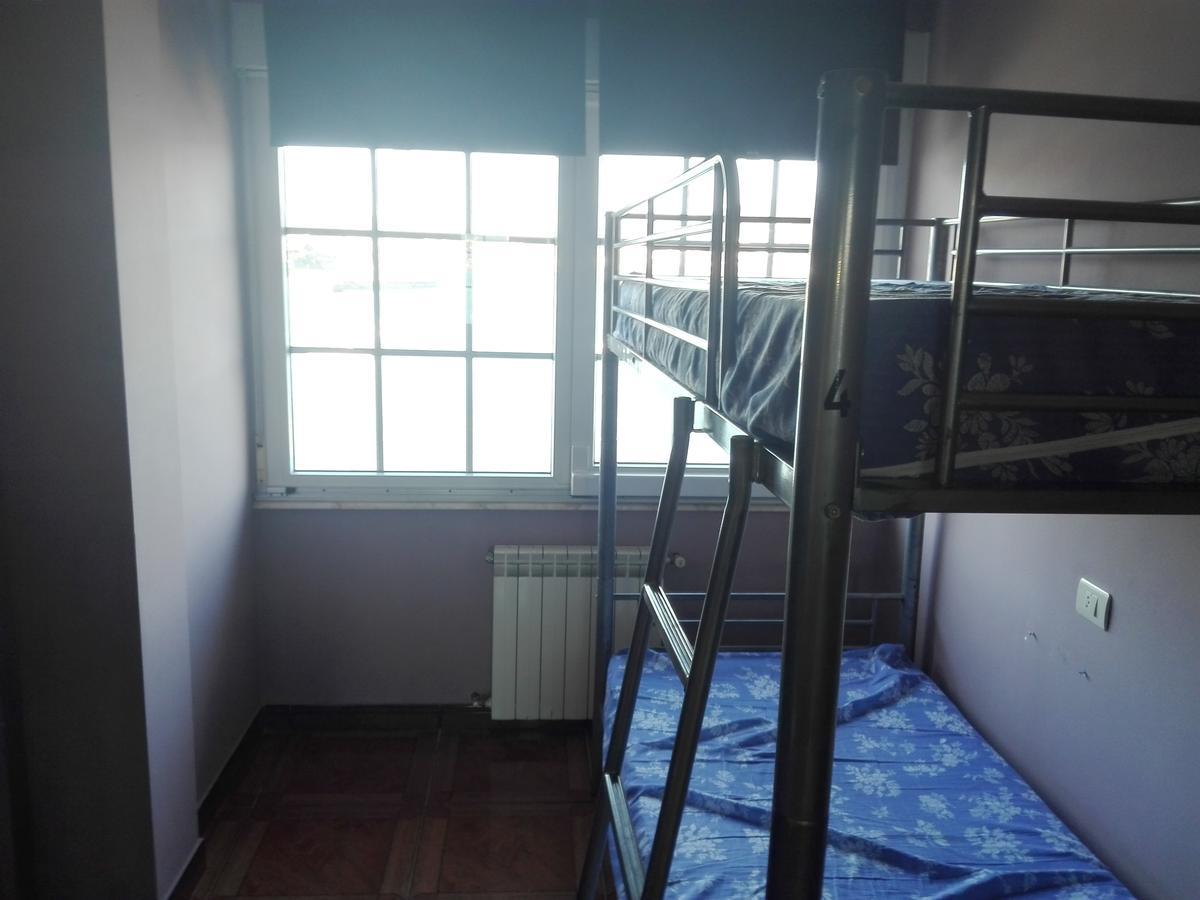 Albergue De Peregrinos Playa Quenxe Коркубион Экстерьер фото